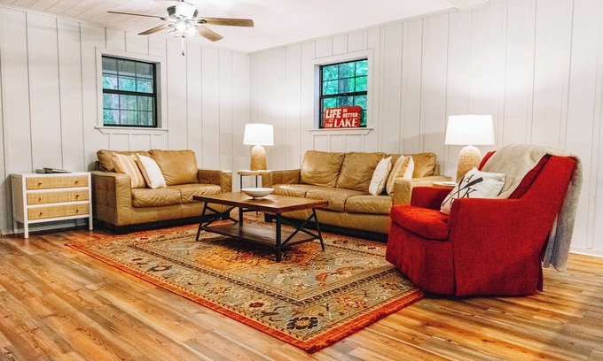 Arley House | Luxurious cabin with fire pit, kayaks, and dock.