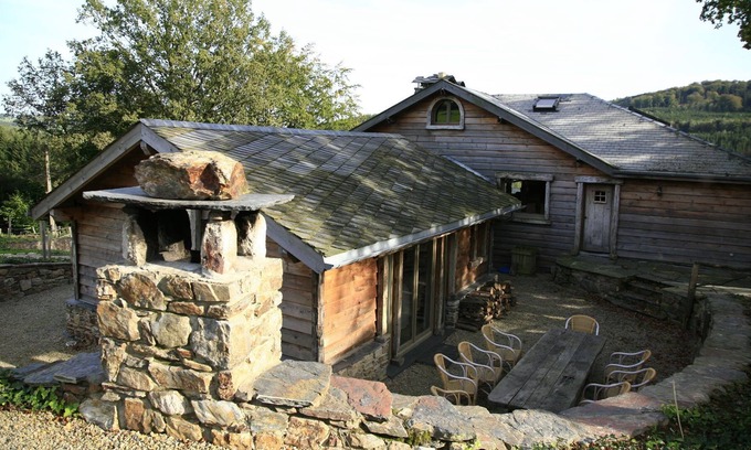 Bellevaux Ski Chalet | Luxurious Chalet with Jacuzzi and Sauna in Thirimont