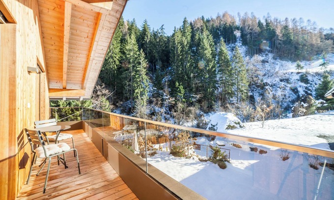 San Pancrazio Ski Chalet | Luxurious Chalet "De Ultimis" with Large Garden and Mountain Views