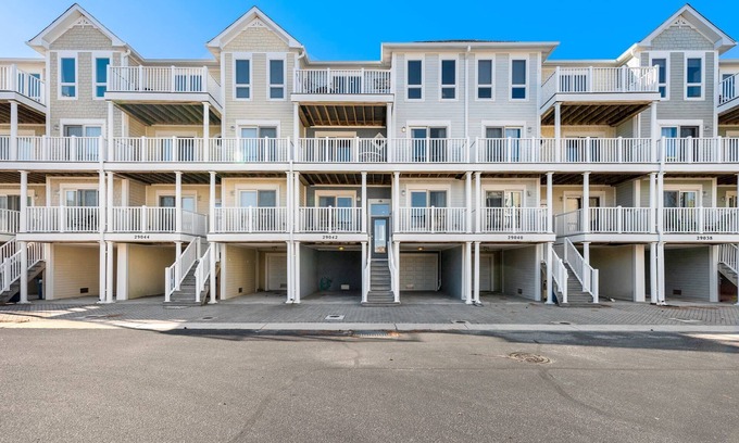 Bethany Beach House | Luxurious coastal getaway w/magnificent bay views, beach access, pool, and WIFI