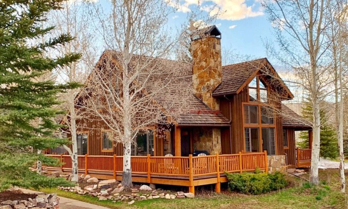 Cordillera House | Luxurious Cordillera Estate 5 BR, Private Hot Tub