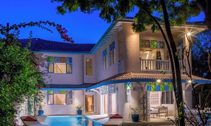Galu Villa | Luxurious Diani Beach Villa with 4 Bedrooms & Private Pool, Family-Friendly
