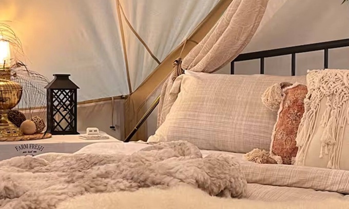 Mount Jackson RV Rental | Luxurious Fall Camping near Hiking Trails Wine Tours Mountain Views
