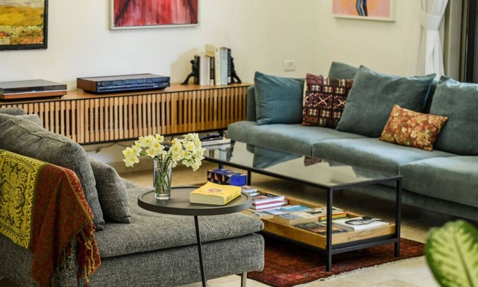 Netanya House | Luxurious Family Three Story House by Sea N' Rent