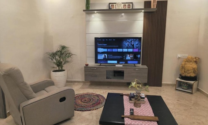 Auroville Villa | Luxurious Farm House - Auroville, Edayanchavadi