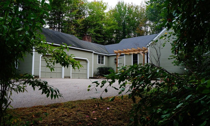 Brownfield Other | Luxurious Farmhouse Style Home - Get away from it all in picturesque setting