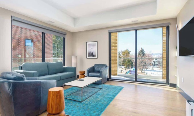 Berkeley Hotel | Luxurious Flat w/Private Balcony & Mtn Views!