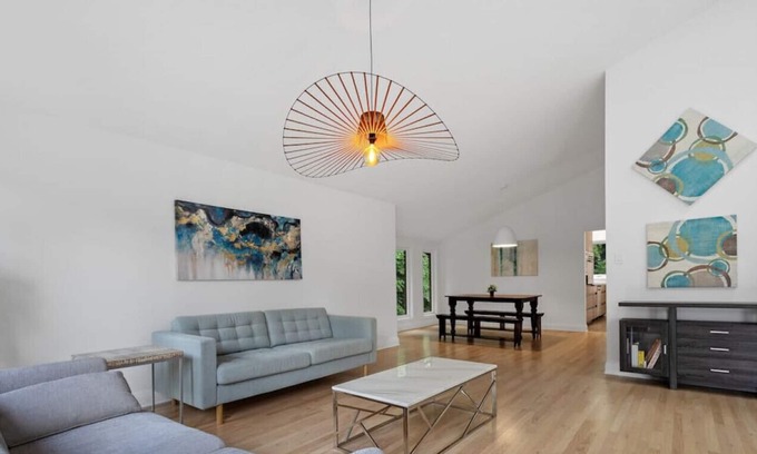 Fergus House | *Luxurious Haven* - Pool, Spacious Yard & Fire Pit