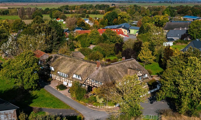 Delve Apartment | Luxurious holiday apartment in the countryside with terrace