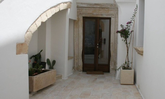 Galatone Apartment | Luxurious holiday home rental in historical old town apartment, Puglia