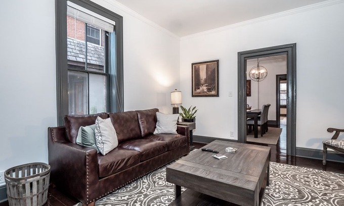 German Village House | Luxurious Home, Heart of Historic German Village