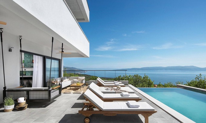 Crni House | Luxurious home in Crni