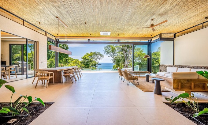 North Pacific Coast House | Luxurious home near beaches with infinity pool, outdoor kitchen, & mtn views