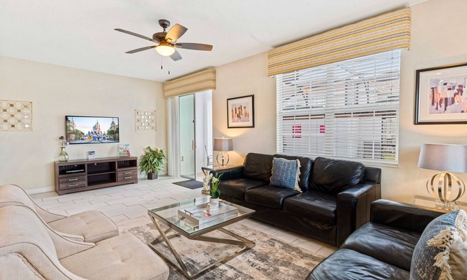 Kissimmee House | Luxurious Home w/Private Pool, near Disney!