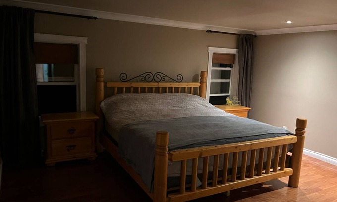 Chilliwack Proper Village West House | Luxurious House, beautiful mountain views