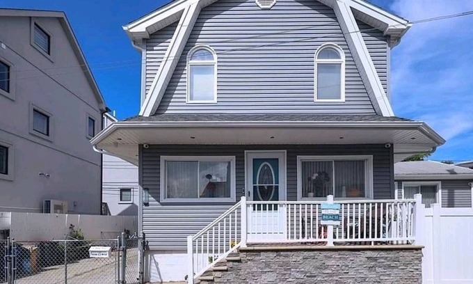 Brooklyn House | Luxurious House For Your Stay