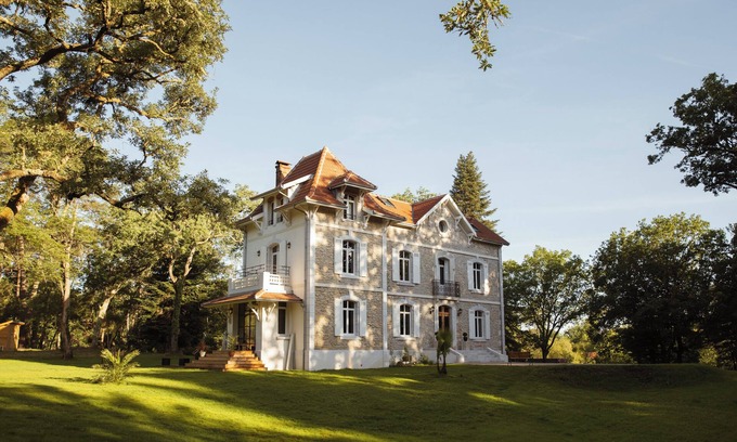Magescq House | Luxurious house with swimming pool in 1.2 hectares of parkland facing the Landaise forest