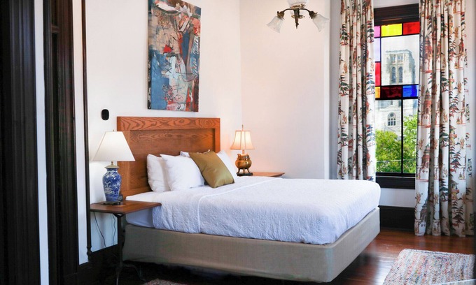 Winston - Salem Bed & Breakfast | Luxurious King Room in Historic Boutique Inn