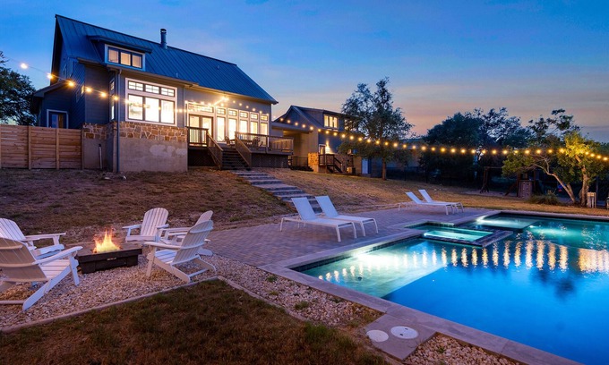 Dripping Springs House | Luxurious Lake Park House: Sleeps 25, Pool, Hot-tub, Firepit and Game Room!