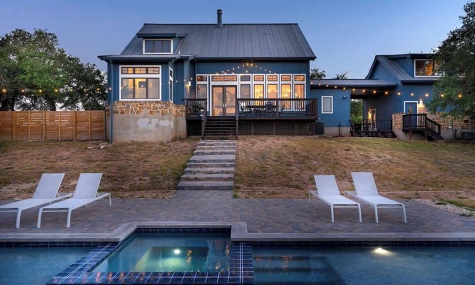 Dripping Springs House | Luxurious Lake Park House: Sleeps 25, Pool, Hot-Tub, Firepit and Game Room!