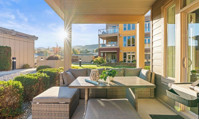 Vernon Condo | Luxurious Lakeside Living at The Strand! Pool, Hot Tub & Beach Access!