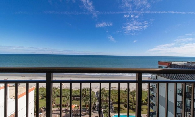 Myrtle Beach Resort | Luxurious Oceanfront Suite 9th Floor