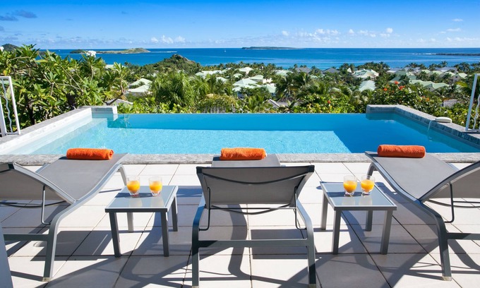 Orient Bay Villa | Luxurious Orient Bay Villa with Spectacular Views