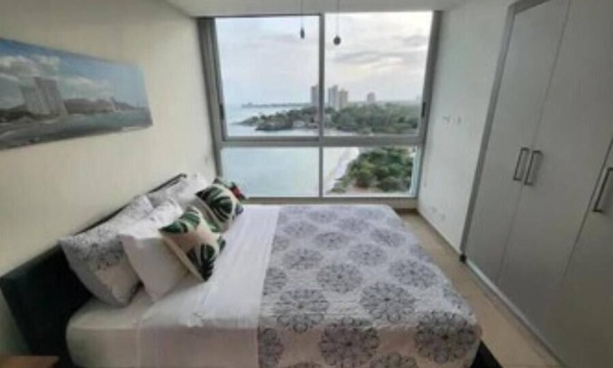 Nueva Gorgona Apartment | luxurious 2 bedroom beachfront apartment