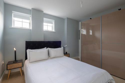 Braintree Apartment | Luxurious Private One Bedroom Apartment in Braintree with Free Parking Near City Centre