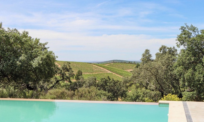 Portalegre House | Luxurious Newly Rebuilt House With Infinity Pool and Stunning Views