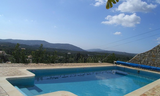 Sao Bras de Alportel Villa | Luxurious 3 Bed All Ensuite Villa,Private Heated Pool,Spectacular Valley Views