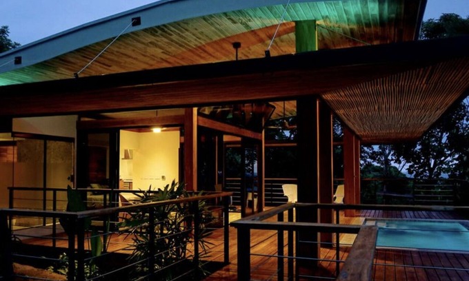 Mal Pais House | Luxurious, romantic, private villa with stunning views of the jungle and beaches