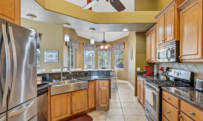 Broadmoor House | Luxurious Rotonda pool home overlooking the park and trails - 20 Sportsman Way