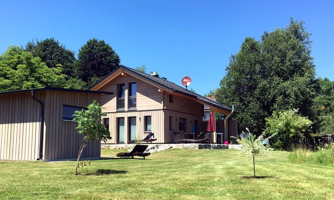 Aitrang House | Luxurious solid-wood house with pool and sauna for 4 people in Allgäu