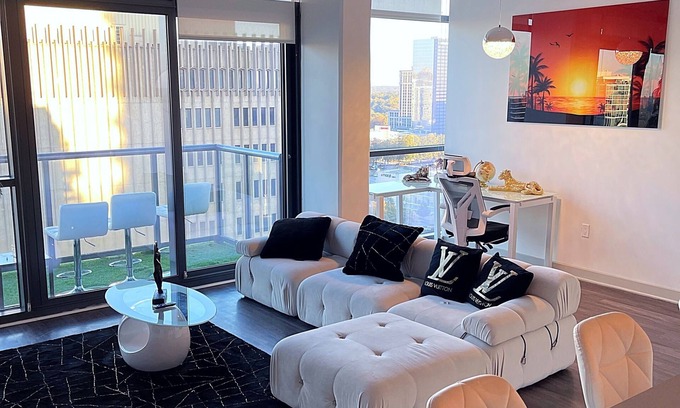 North Buckhead Condo | Luxurious spacious Penthouse beautiful city view central location safe location.