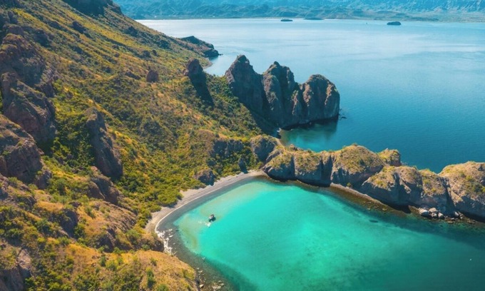 Loreto Apartment | Luxurious Stay at Loreto's Waterfront Paradise with Scenic Views