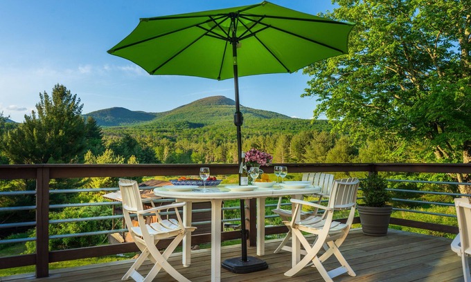 Willow House | Luxurious stream-side farmhouse with spectacular mountain views