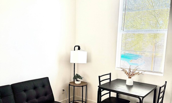 Indio Apartment | Luxurious Suite With a Private Entrance