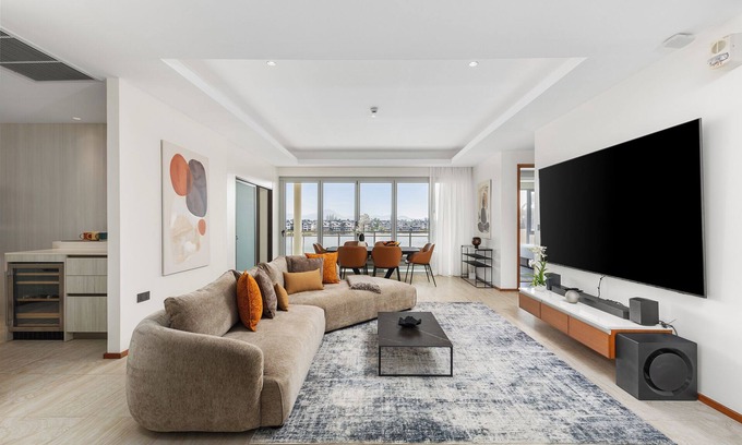Choeng Thale Apartment | Luxurious Beachfront Penthouse