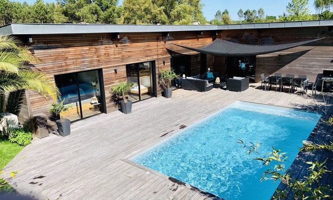 Moliets-et-Maa Villa | Luxurious Villa, Modern, 10 p., Air Condition, Heated Pisc, Bicycles available, pr. beach/golf