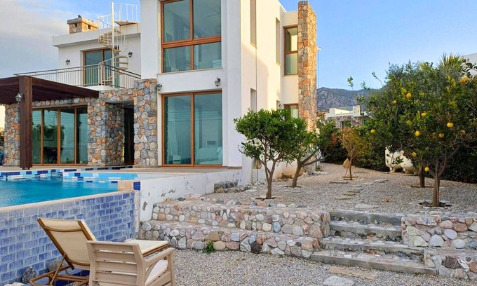 Tatlisu Villa | Luxurious villa with breathtaking seaview