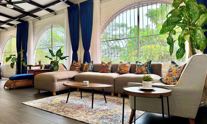 Tamanique House | Luxuriously Modern Tropical Beach House w/Contemporary Upgrades