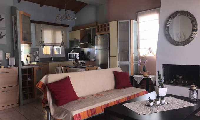 Chrysoupolis Apartment | Luxurius Apartment with Balcony near Keramoti!