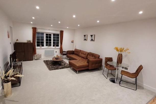 Wainscot Apartment | Luxury 1 Bed Apartment In The Centre Of Rochester