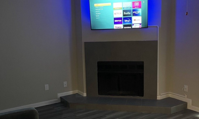 FM 1960 Apartment | Luxury 1 bedroom Apartment - Downtown HTX