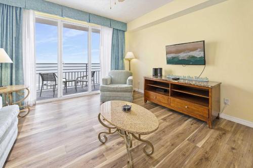Brush - Stewarts House | Luxury 17th Floor 1 BR Condo Direct Oceanfront Wyndham Ocean Walk Resort Daytona Beach | 1702