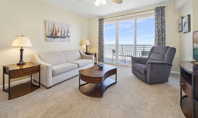 Brush - Stewarts Condo | Luxury 18th Floor 1 BR Condo Direct Oceanfront Wyndham Ocean Walk Resort Daytona Beach | 1808