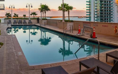 Brickell Apartment | Luxury 1BD Apt in Downtown Brickell free parking