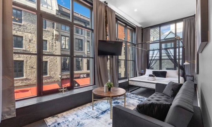 Old Montreal Apartment | Luxury 1Bd Loft-Old Montréal-C1