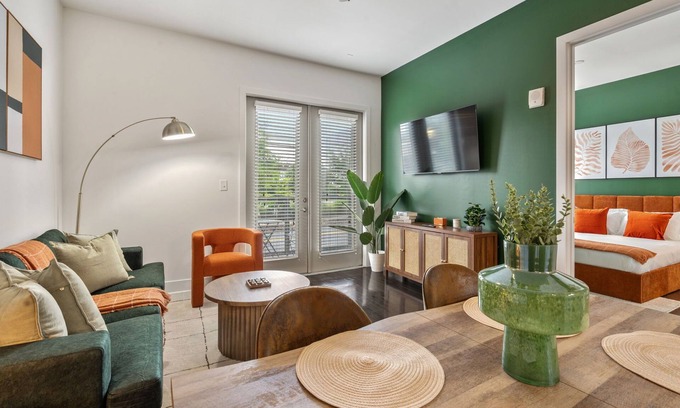 Reynoldstown Apartment | Luxury 1BR w/Terrace & Parking by Beltline